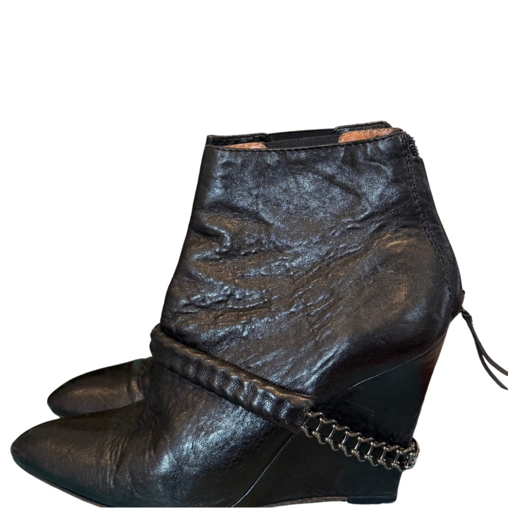 GIVENCHY *Rare* Nappa Black Chain Link Wedge Boots